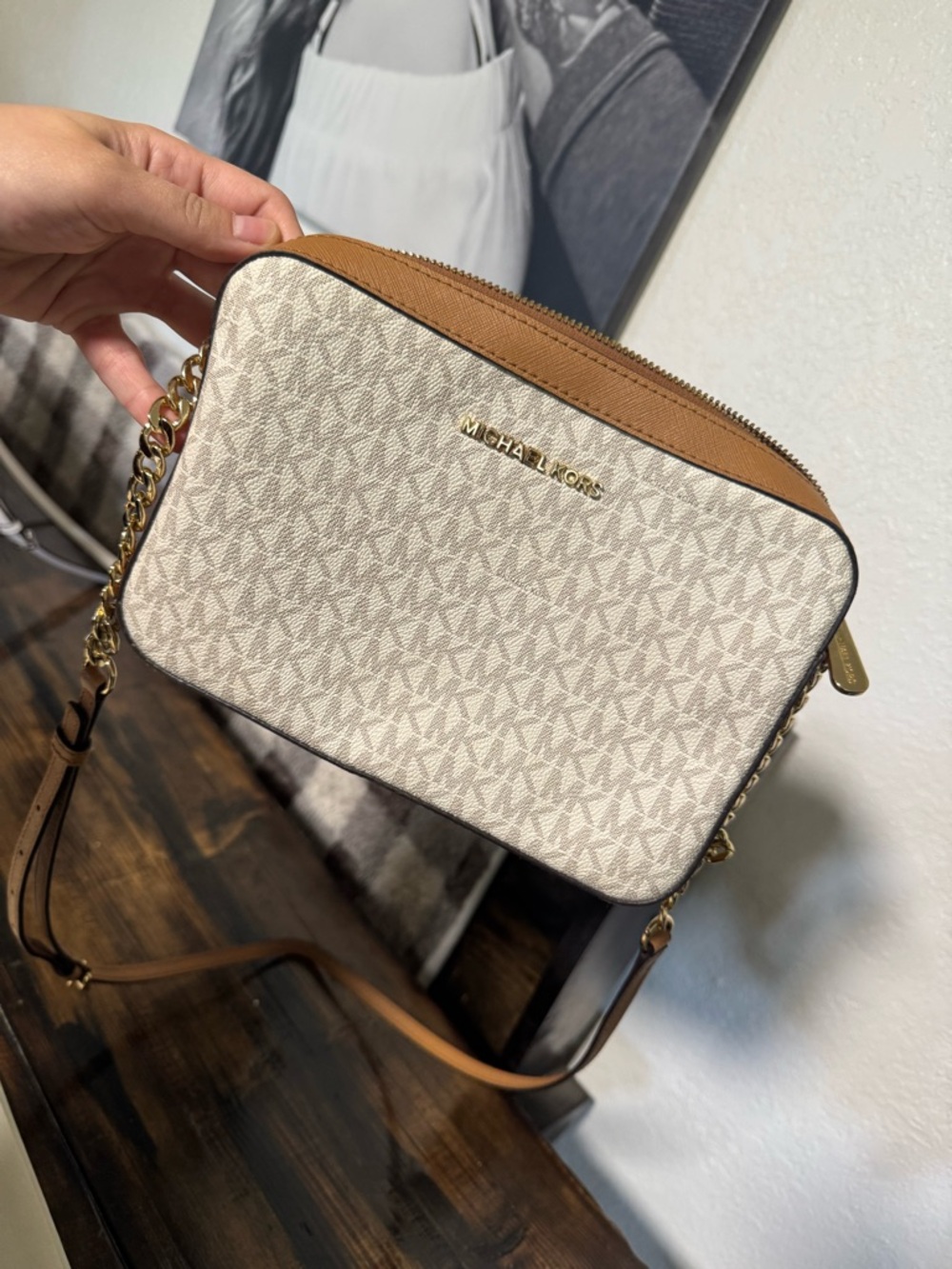 Michael Kors Jet Set Crossbody